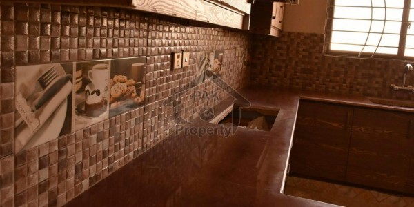 Full House Is Available For Rent