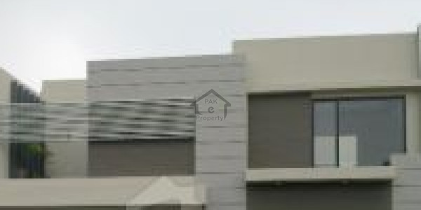 Stunning Upper Portion For Rent