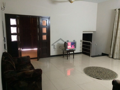 Single Storey House Is Available For Sale