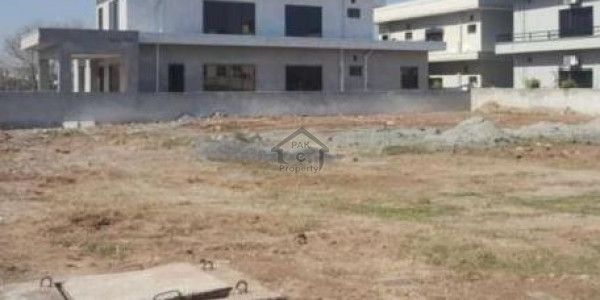 MPCHS Multi Gardens B17 C block 30x60