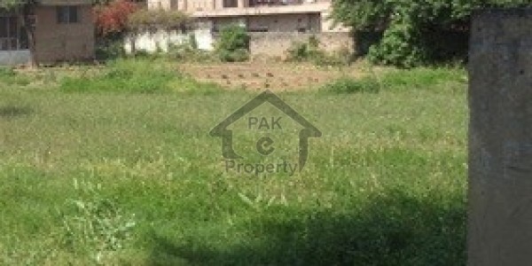 9 Marla Plot For Sale