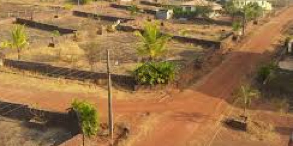 4000 Square Yards Resort Plot On West Bay Sea Facing