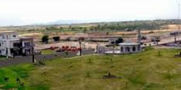 1 KANAL PLOT NO 578 URGENT SALE OWNER NEEDY