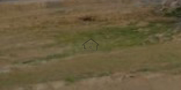 10 Marla Plot No 58 Near Wateen Chowk Commercial Markets Park Masjid Urgent Sale