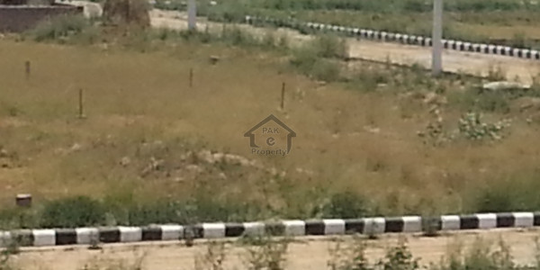 10 Marla Plot No 58 Near Wateen Chowk Commercial Markets Park Masjid Urgent Sale