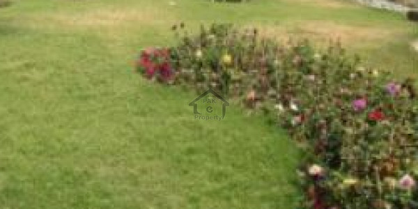 DHA Phase 8, DHA Defence, Lahore