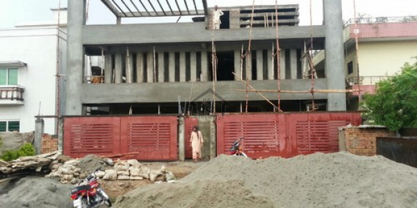 Dha Phase 4 Block Dd - 1-kanal Fully Furnished & Unfurnished House For Rent