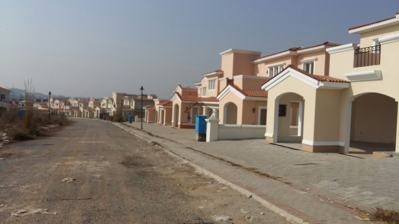 Beautiful In Alma Town Three Bed Rooms Villa Available For Sale In Canyon Views On Excellent Locatio