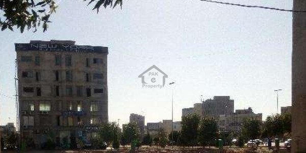 B-17 Block B - 40x80 Plot For Sale