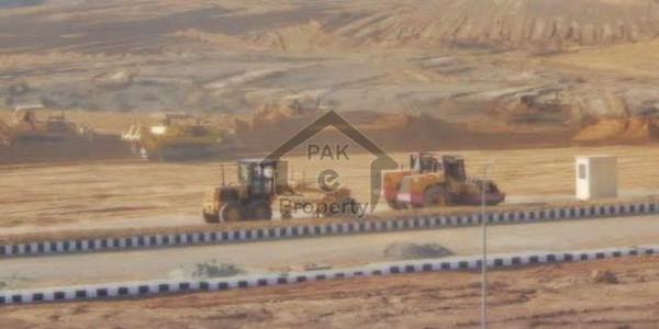 K Block 10 Marla Prime Location Plot Available For Sale