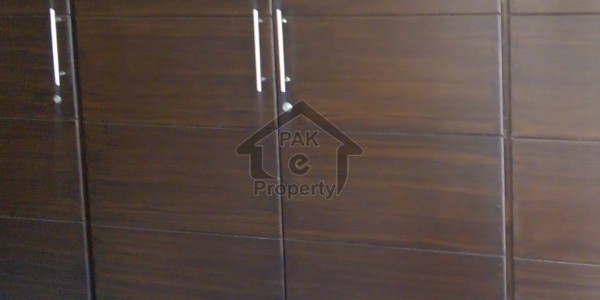 Commercial Unit Available For Sale With Possession In F-6/3