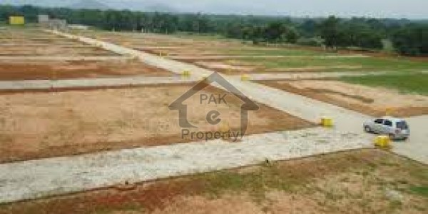 D-18 AWT Block A, Size 50x90 available for SALES  JANJUAS