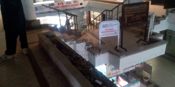 Commercial Space Available For Rent On D Chowk In Blue Area Jinnah Avenue Islamabad Beautiful Locati