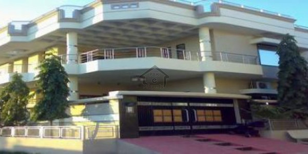 Beautiful Bungalow at Excellent Location