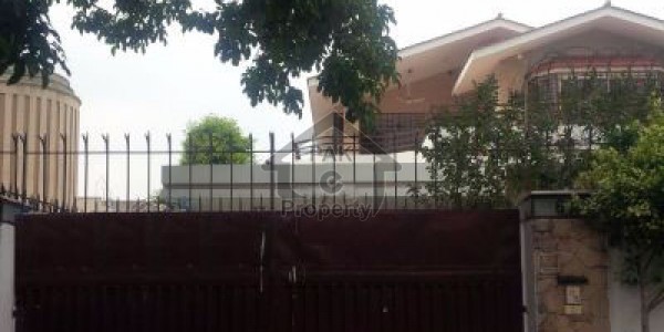 10 Marla Brand New House For-Sale In Bahria Town Phase 2