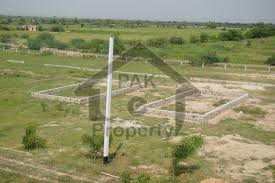 Bahria town Rwp Phase7 10marla back to boulevard plot with xtra land