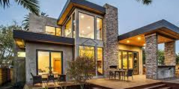 E-11/3 - 500 Sq Yards 3 Storey 7 Bedrooms Corner House For Sale