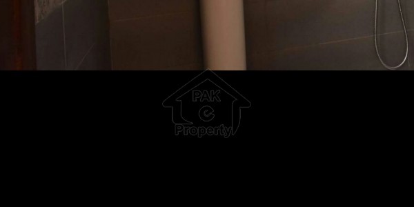 Room For Girls paying Guest In Iqbal Twn