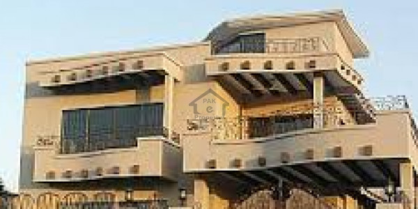 Furnished Upper Portion 3 Bedroom Tv Lounge Kitchen