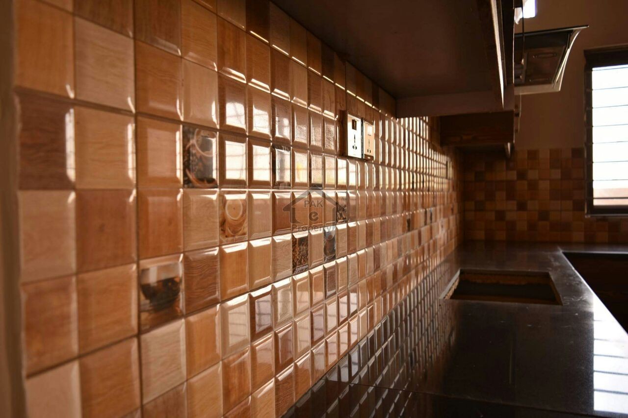 Ghouri town uper portion for rent 12000 in islambad