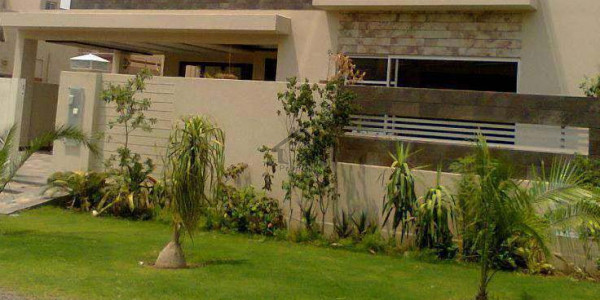 6 Bedroom Peaceful Location Beautiful House For Rent