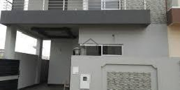 8 Marla House 3 Bed For Sale