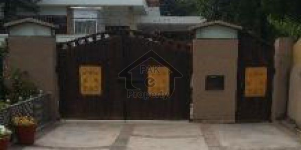 Ghouri town new brand out calss 7 marla double story for sale. in isb