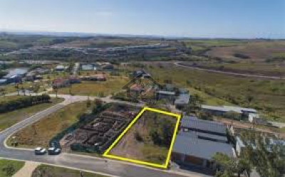 Khayaban-e-Amin- 5 marla Residential Plot Is Available For Sale