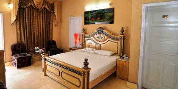 Allama Iqbal Town-10 marla House for sale