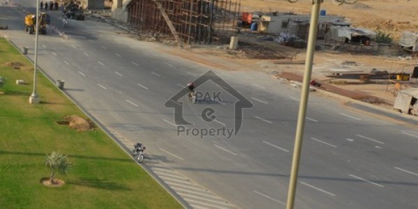 Plot 30x60 size plot at very nice and pleasant is available