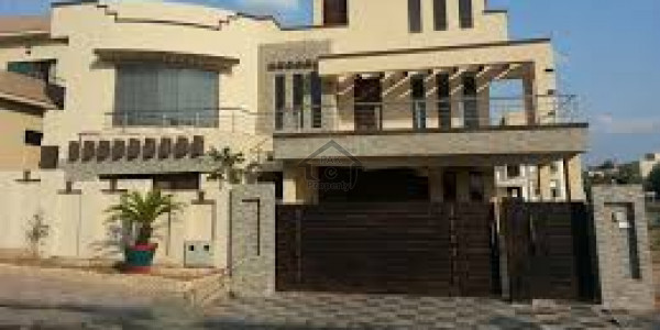 Askari 10 - Sector F - House Is Available For Sale IN  Askari, Lahore
