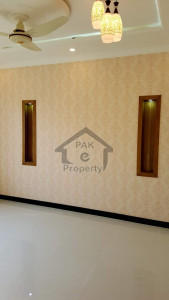 Luxury  House Available in F-7