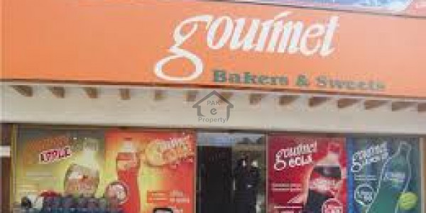 Main Boulevard Gulberg - Shop For Sale  IN  Gulberg, Lahore