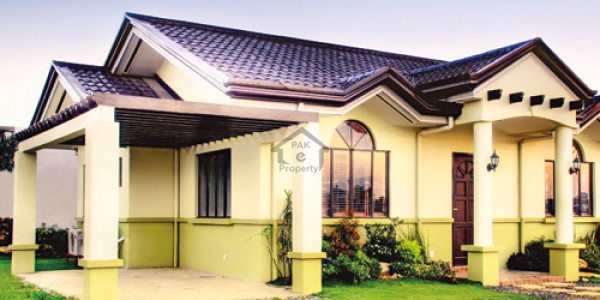 Gulberg - 1 Kanal Bungalow For Rent