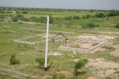 Saadi Garden - 120 Sq. Yd. Plot Available For Sale