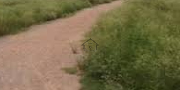 Bahria Town - 4  Kanal Plot For Sale