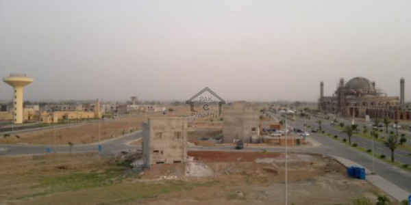 Paragon City Executive Block- 2 Kanal  Commercial Plot For Sale