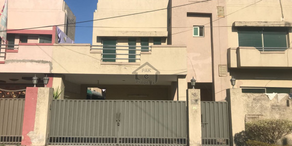 10 Marla House For Sale in Askari Colony II Sector B Sialkot