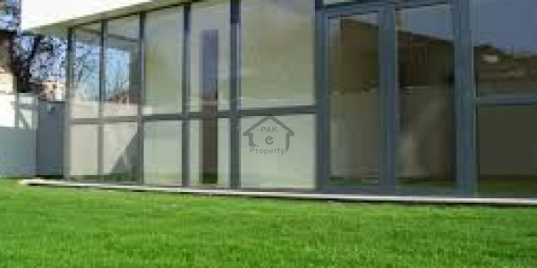 Faisalabad- 6 Marla-  Residential Plot  For Sale