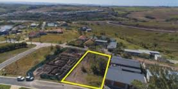 Gulberg Residencia  Block I- 10 Marla-  A Well Located Plot Available For Sale.