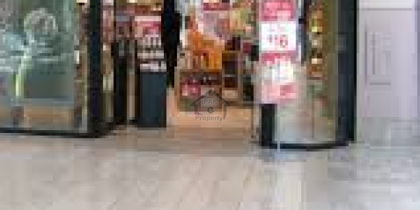 Super Market, F-6 Markaz - 1st Floor Commercial Space Ideal For Beauty Parlor IN Islamabad