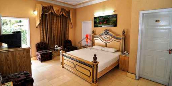 Eden Executive-  5 Marla-  House Available For Sale.