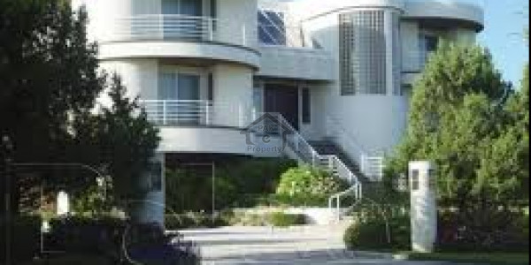 Patel bagh-4 Marla-well furnished house for sale