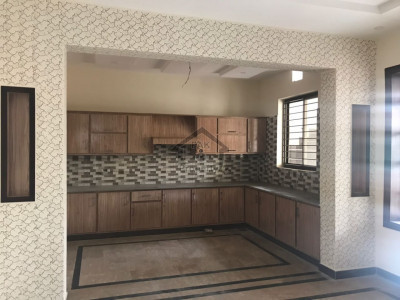 Brand New Double Story 10 Marla House in Lane 5 Azam Street