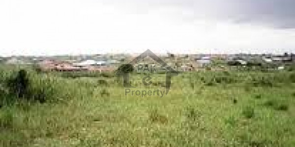 Most Desirable Great Commercial Location near Shangrila Hotel/Punjab House