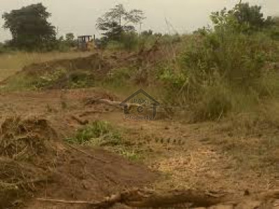 4 Marla Commercial Plot On Business Enclave