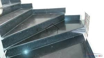 F-7-500 Sq Yards Liveable House For Sale In F7 Islamabad