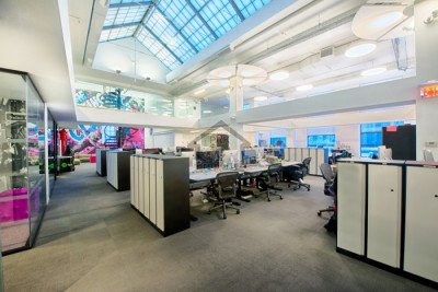 Shahra-e-Adalat, 280 Sq. Ft.Office For Sale