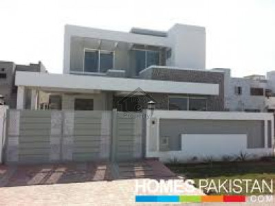 Faisal Colony-11 Marla-Double Storey Beautiful Corner Banglow For Sale in  Okara