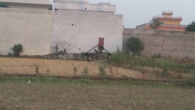 Sialkot CITY k bilkul nazdeek askri 2 back side mudasar shaheed road BALAN WALA